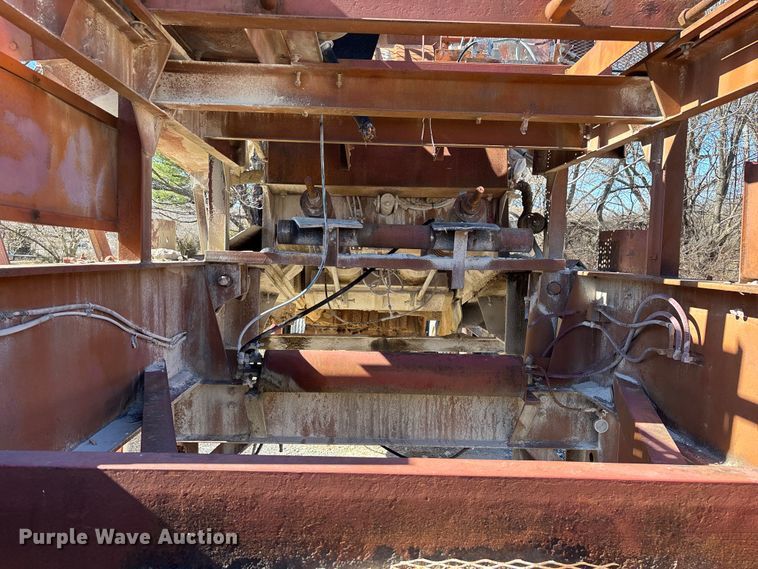 image for item FG0083 Pioneer 2854 jaw crusher