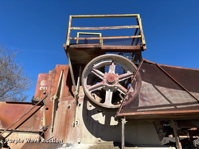 image for item FG0083 Pioneer 2854 jaw crusher