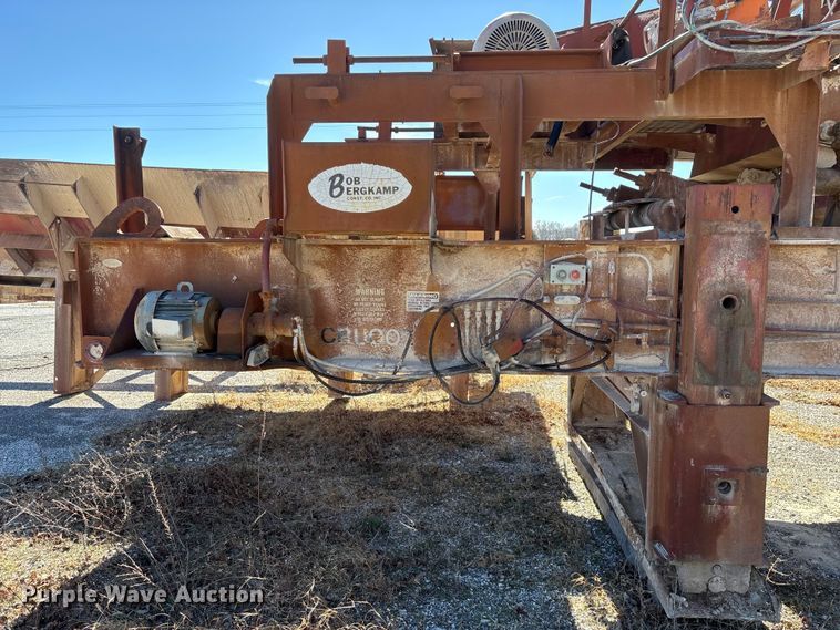 image for item FG0083 Pioneer 2854 jaw crusher