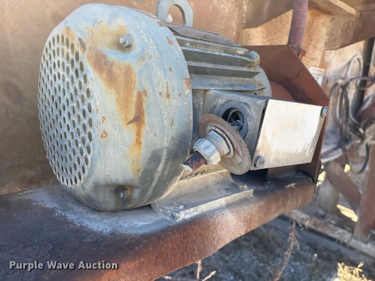 image for item FG0083 Pioneer 2854 jaw crusher