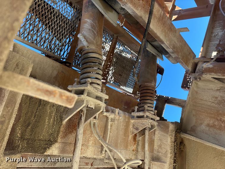 image for item FG0083 Pioneer 2854 jaw crusher