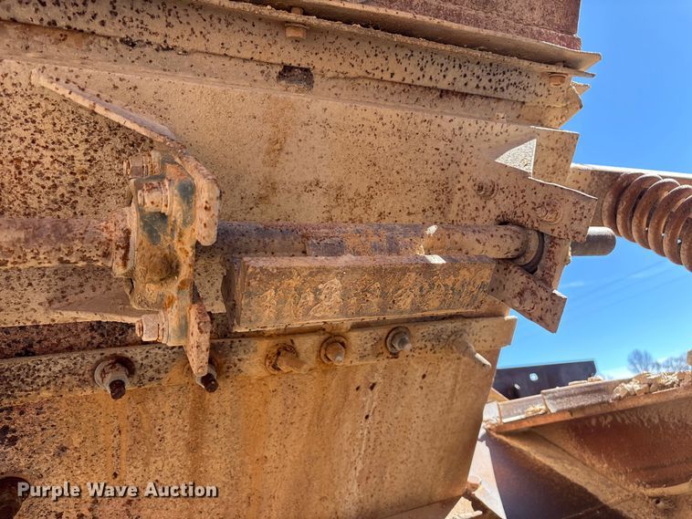 image for item FG0083 Pioneer 2854 jaw crusher