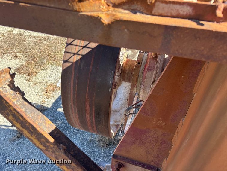 image for item FG0083 Pioneer 2854 jaw crusher