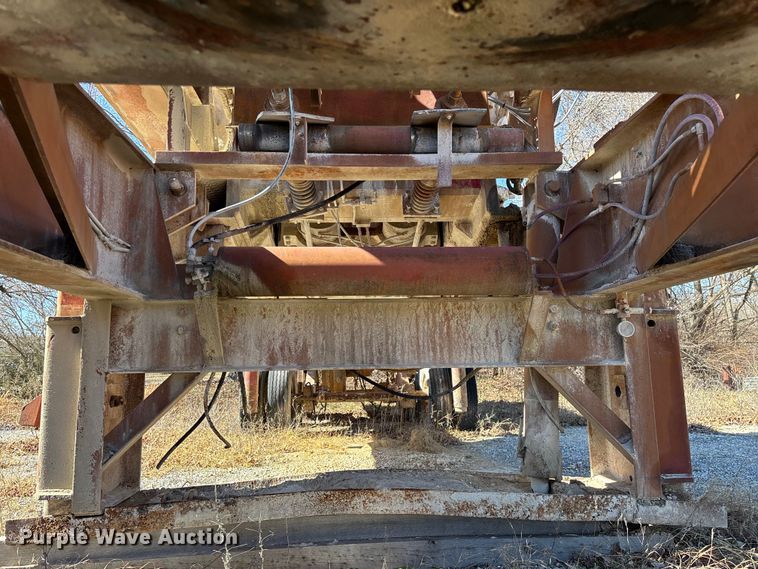 image for item FG0083 Pioneer 2854 jaw crusher