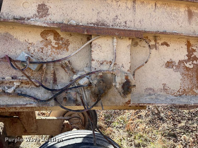 image for item FG0083 Pioneer 2854 jaw crusher