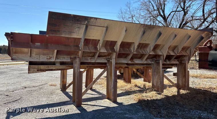 image for item FG0083 Pioneer 2854 jaw crusher