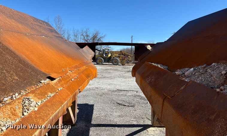 image for item FG0083 Pioneer 2854 jaw crusher
