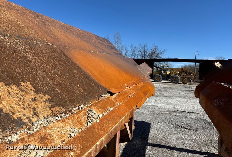 image for item FG0083 Pioneer 2854 jaw crusher