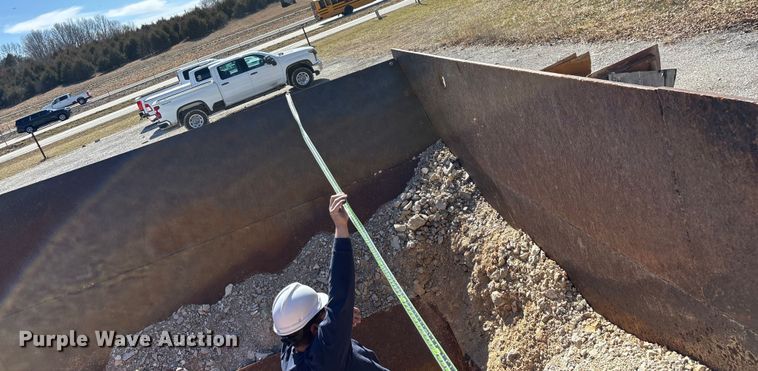 image for item FG0083 Pioneer 2854 jaw crusher
