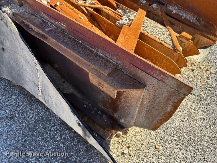 image for item FG0083 Pioneer 2854 jaw crusher