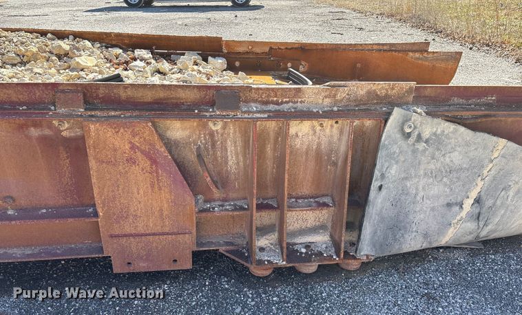 image for item FG0083 Pioneer 2854 jaw crusher