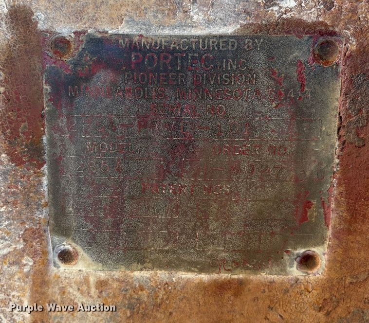 image for item FG0083 Pioneer 2854 jaw crusher