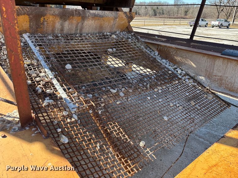 image for item FG0085 Allis Mineral Systems 6x16 TDST screening plant