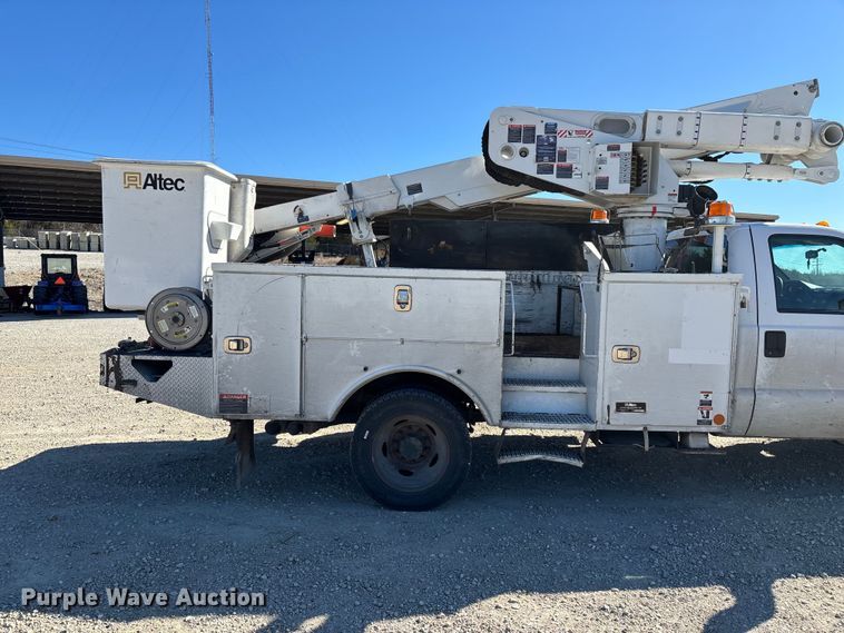 image for item FG0094 2016 Ford F550 bucket truck