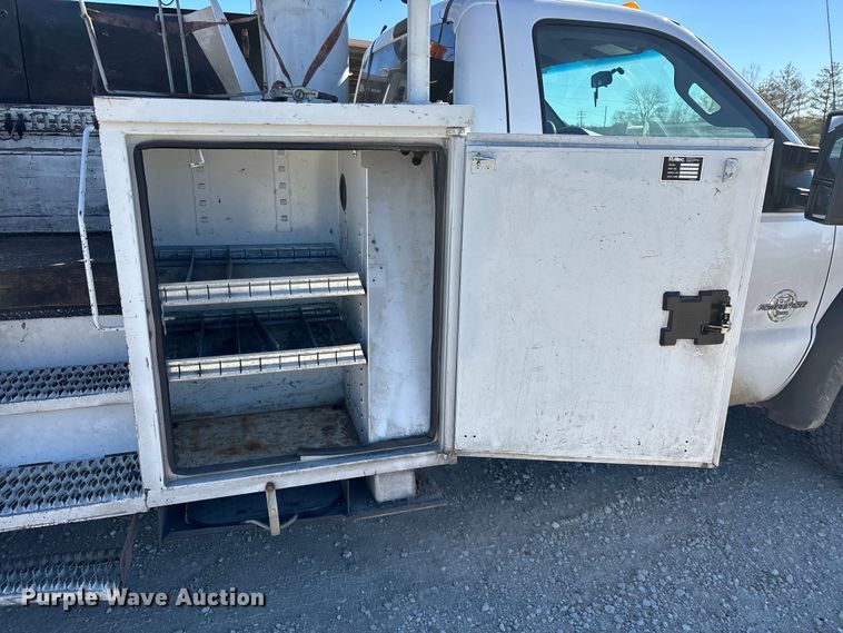 image for item FG0094 2016 Ford F550 bucket truck