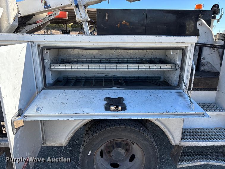 image for item FG0094 2016 Ford F550 bucket truck