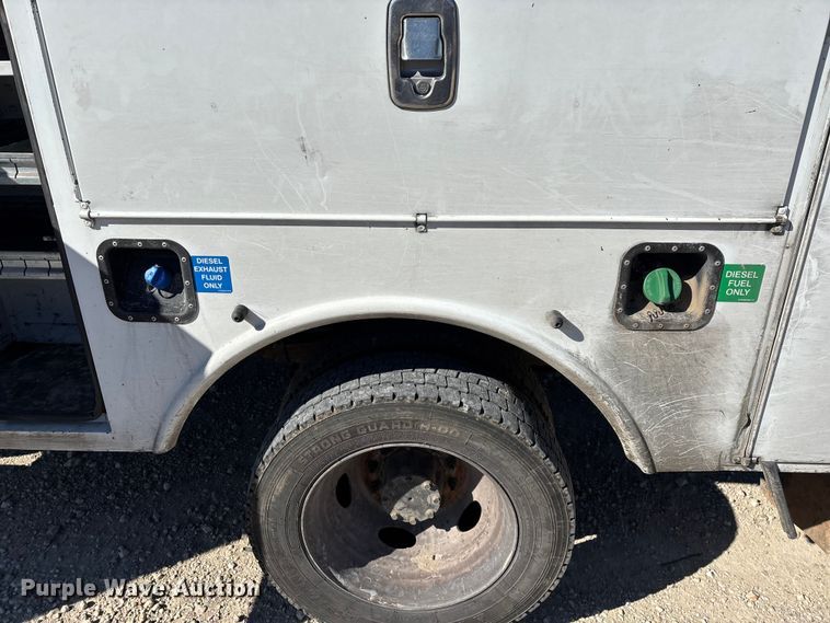 image for item FG0094 2016 Ford F550 bucket truck