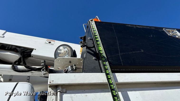 image for item FG0094 2016 Ford F550 bucket truck