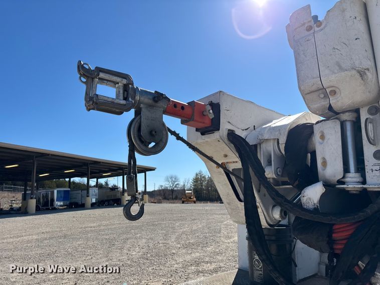 image for item FG0094 2016 Ford F550 bucket truck