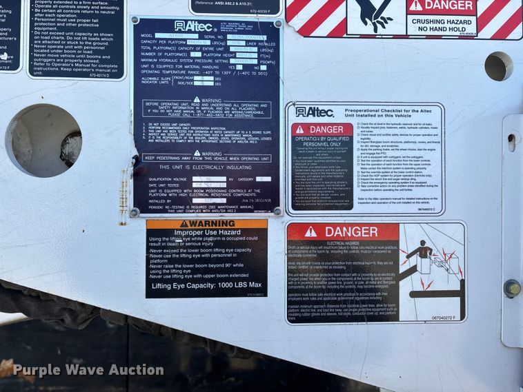 image for item FG0094 2016 Ford F550 bucket truck