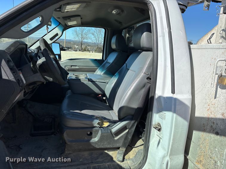 image for item FG0094 2016 Ford F550 bucket truck