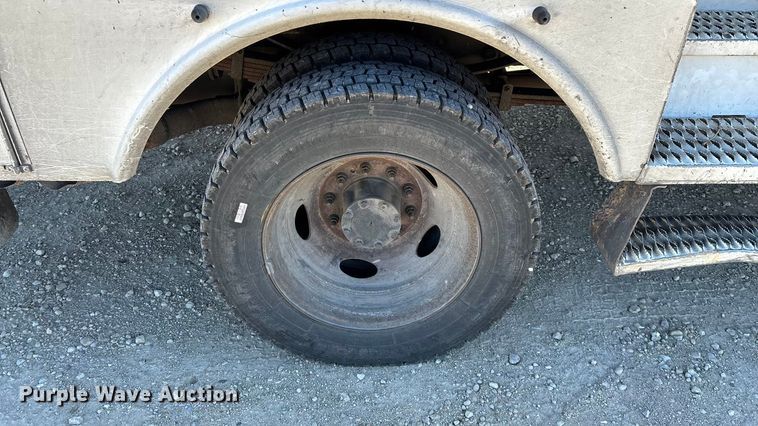 image for item FG0094 2016 Ford F550 bucket truck