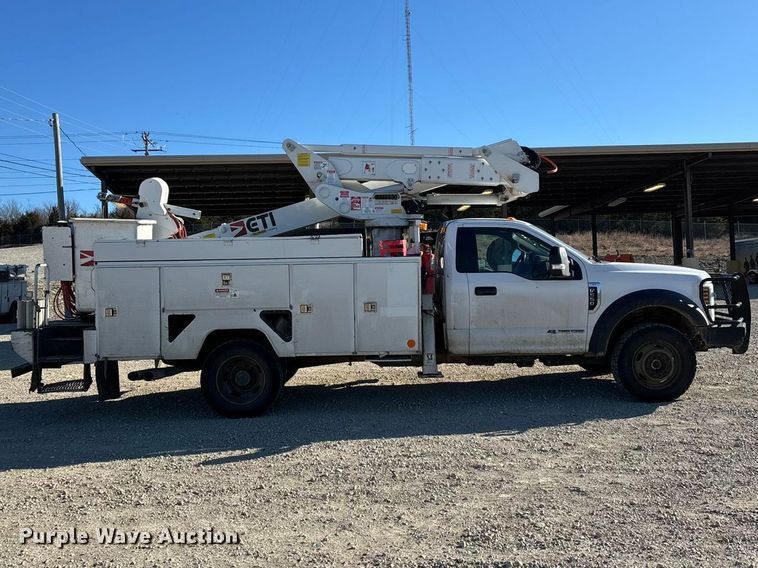 image for item FG0095 2019 Ford F550 bucket truck