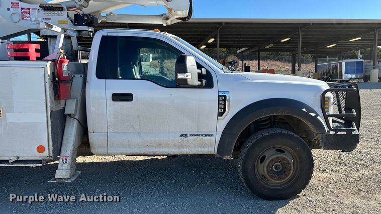 image for item FG0095 2019 Ford F550 bucket truck