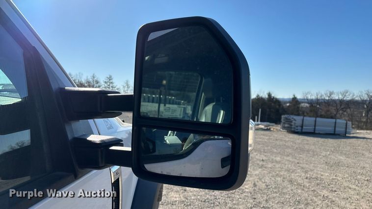 image for item FG0095 2019 Ford F550 bucket truck