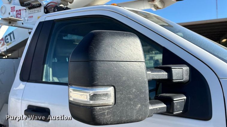 image for item FG0095 2019 Ford F550 bucket truck