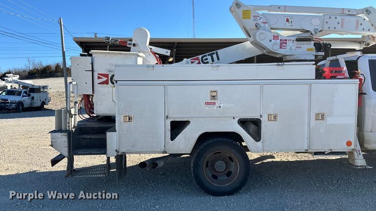 image for item FG0095 2019 Ford F550 bucket truck