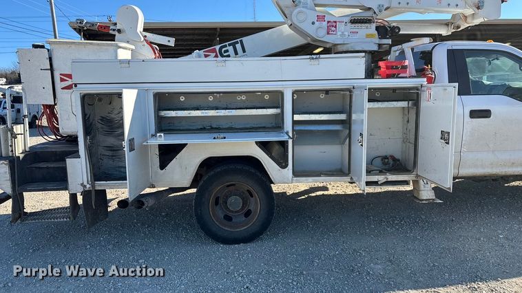 image for item FG0095 2019 Ford F550 bucket truck