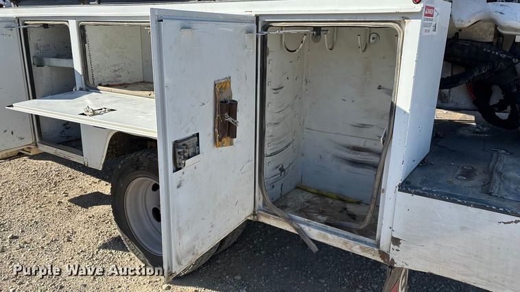 image for item FG0095 2019 Ford F550 bucket truck