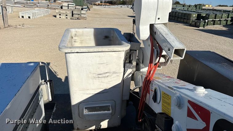 image for item FG0095 2019 Ford F550 bucket truck