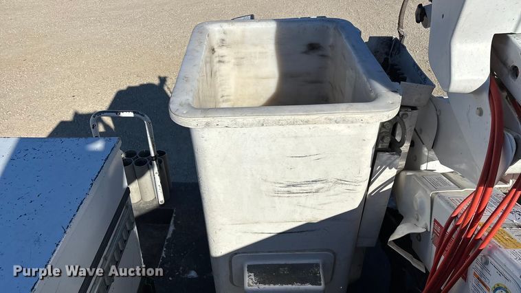 image for item FG0095 2019 Ford F550 bucket truck