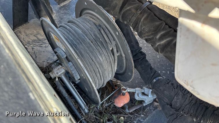 image for item FG0095 2019 Ford F550 bucket truck