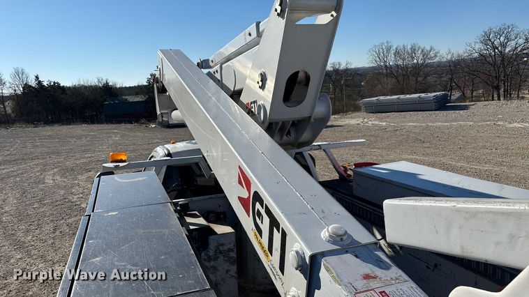 image for item FG0095 2019 Ford F550 bucket truck