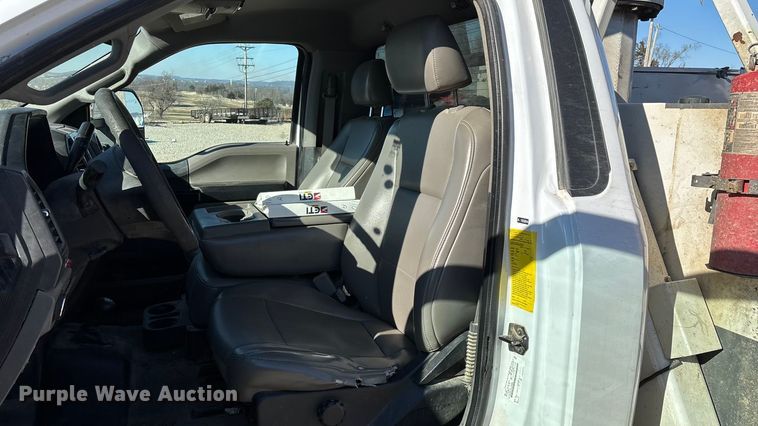 image for item FG0095 2019 Ford F550 bucket truck