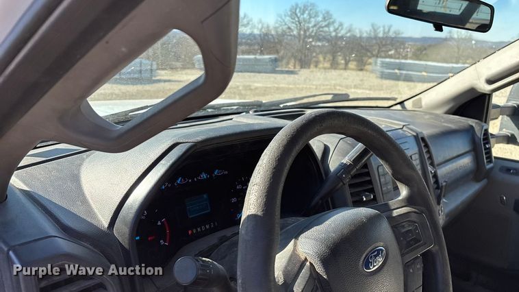 image for item FG0095 2019 Ford F550 bucket truck