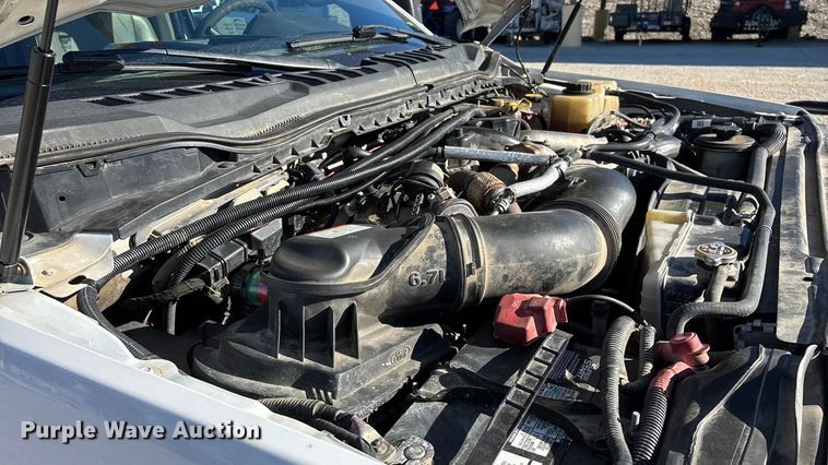 image for item FG0095 2019 Ford F550 bucket truck