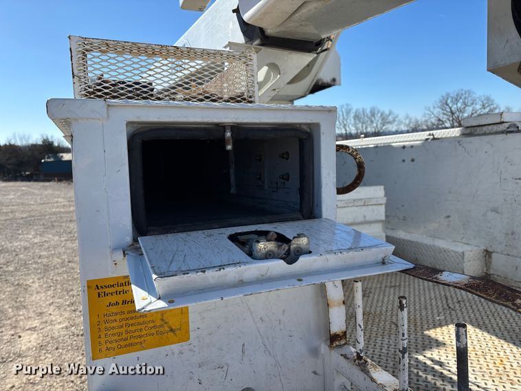 image for item FG0096 2014 RAM 5500 bucket truck