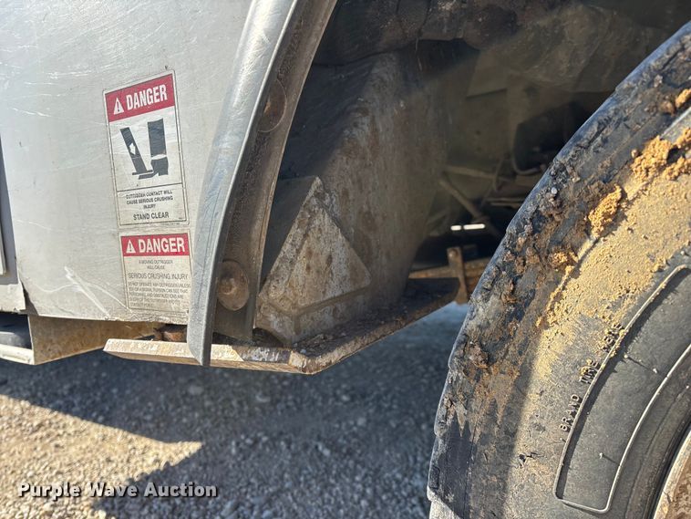 image for item FG0096 2014 RAM 5500 bucket truck