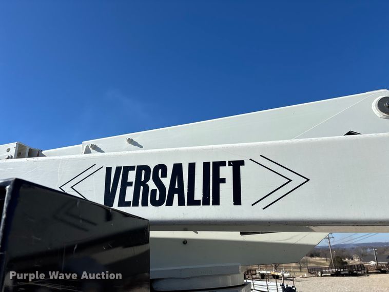 image for item FG0096 2014 RAM 5500 bucket truck