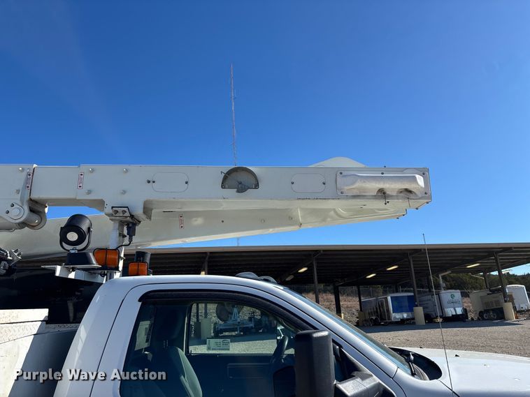 image for item FG0096 2014 RAM 5500 bucket truck