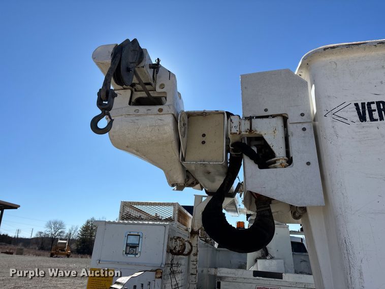 image for item FG0096 2014 RAM 5500 bucket truck