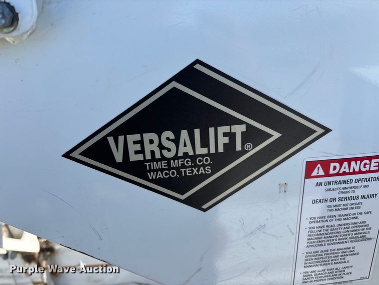 image for item FG0096 2014 RAM 5500 bucket truck