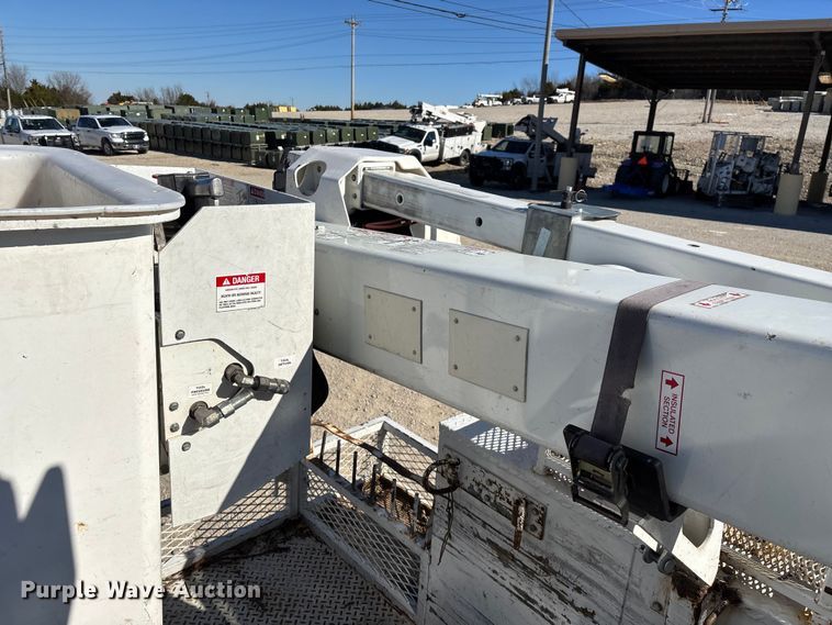 image for item FG0096 2014 RAM 5500 bucket truck