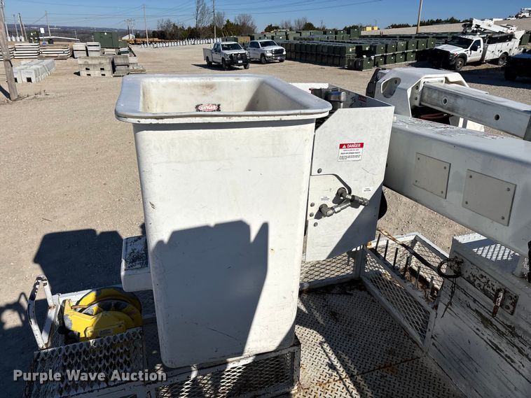 image for item FG0096 2014 RAM 5500 bucket truck