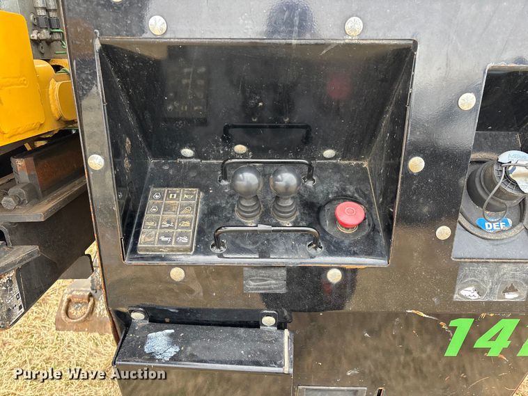 image for item FG0104 2016 Vermeer D23x30 Series III directional boring unit