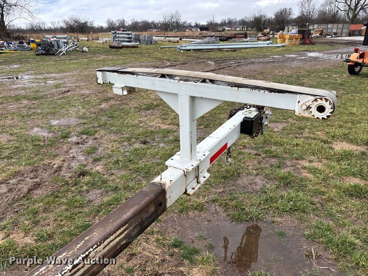 image for item FG0127 2008 Brooks Brothers pole trailer